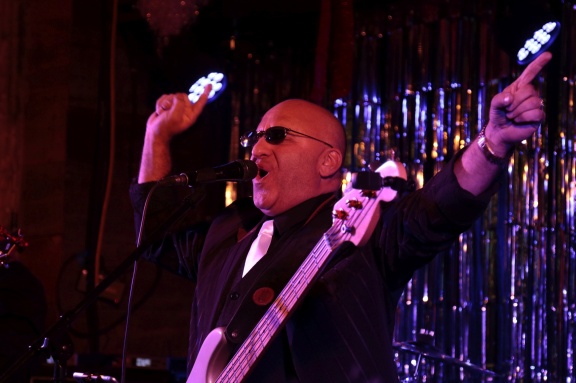  v8a9155 49135021198 o