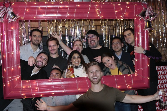  v8a9313 49135699707 o